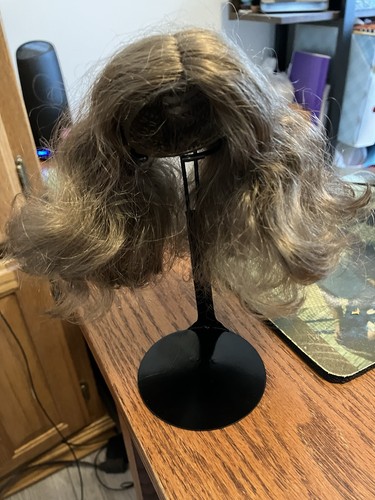 Liv doll wig brown - liv,