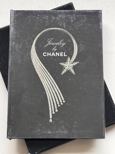 Vintage jewelry chanel - by,