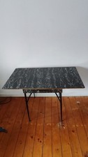Vintage formica marble effect extenadble table and free chairs