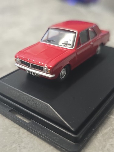 Ford cortina mk2 - cortina, red