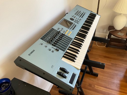 Yamaha xs7 motif sythersizer - motif,