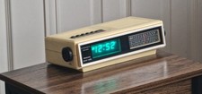 Clarentone Electronic Alarm Clock / Vintage / Space Age / Green / VFD / 1970's