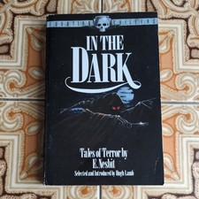In the Dark Tales of Terror by E. Nesbit 1988 1st edition paperback 