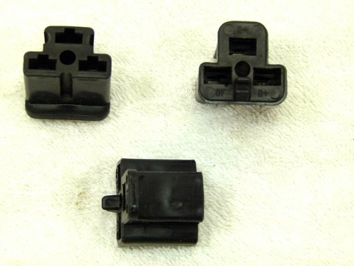 R100 plug housing - x,