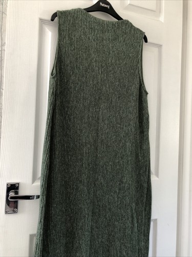 Ladies green sleeveless maxi - -,