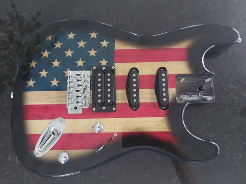 New loaded strat body - new,