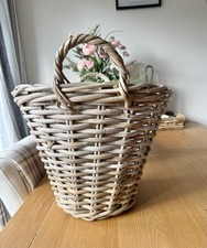 Large Wicker/Rattan Woven