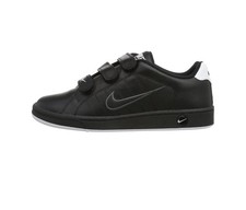 Nike Court Tradition Trainers