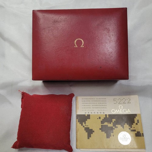 Vintage 1976 omega - 1976,