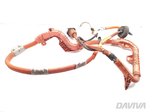 Toyota auris high voltage - high,