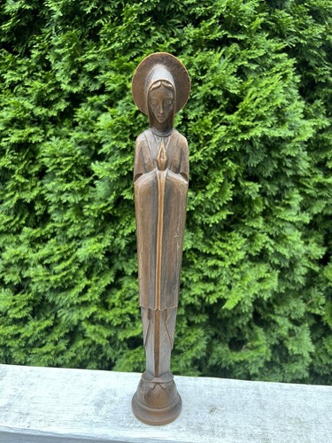 Modernist praying virgin - virgin, mary