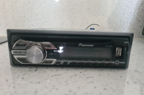 Pioneer car stereo radio - car, cd