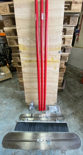 Concrete bull float new - bull,