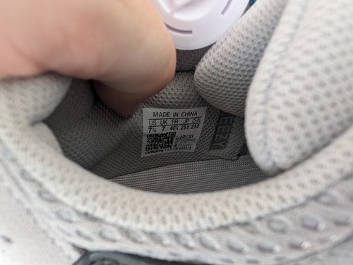 Adidas yeezy boost 700 - adidas,