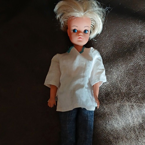 Vintage sindy doll blonde - sindy,