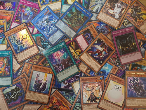 Yugioh card massive joblot - card,