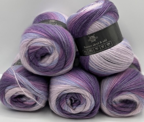 Beautiful color knitting