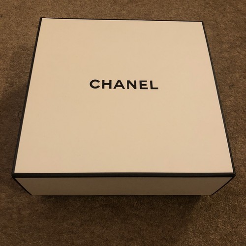 Chanel square empty white - ,