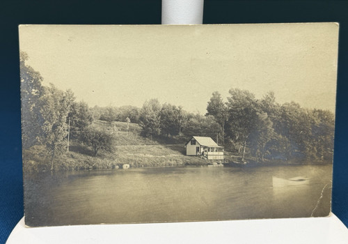 Lake home house boat early - lake,