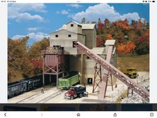 Walthers Cornerstone Glacier Gravel Company Building Kit HO Scale WH933-3062