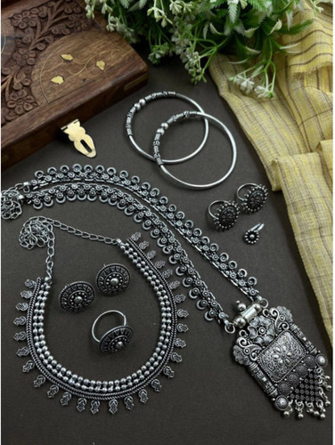Oxidised silver jewellery - oxidised,