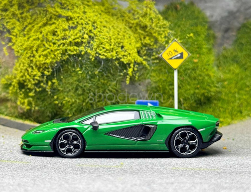 Minigt green countach - green,
