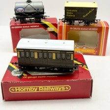 Hornby OO Gauge Wagons & Coach