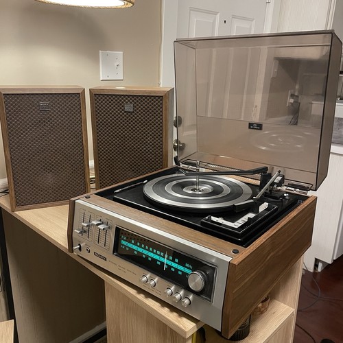 Read 1970 sony stereo music - read,