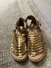 Clarks womens Renee Gold