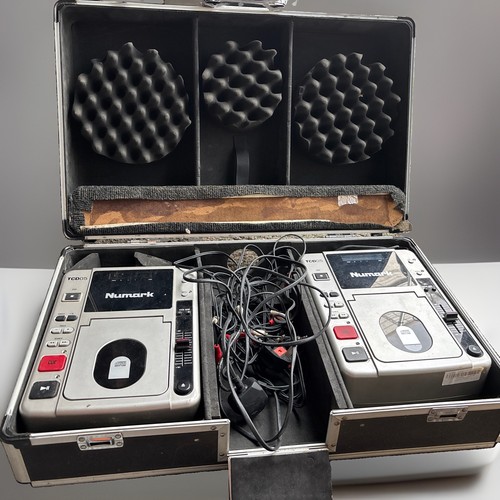 Numark djmixers tcd05 - tcd05, (pair)in