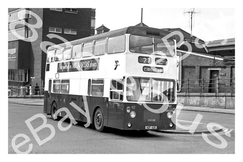 Bus photograph reading - bus,