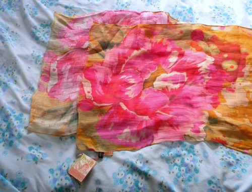Bnwt powder 100 - powder, linen
