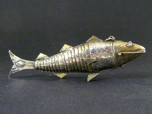 Articulated silver fish spice - articulated,