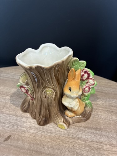 Hornsea pottery fauna posy - hornsea,