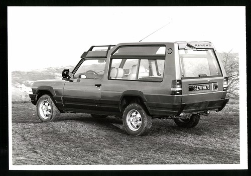 Photograph car chrysler - photograph, matra