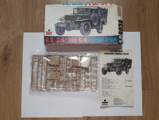 Esci US 3/4 Ton 4 x 4 Carrier Truck 8039 1/72 Scale Complete
