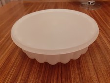 Vintage Tupperware 3 Piece Jelly / Blancmange Ring Mould 