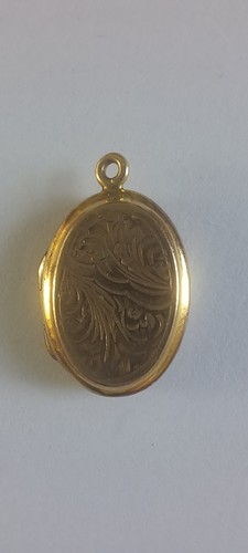 Victorian era oval locket - victorian,