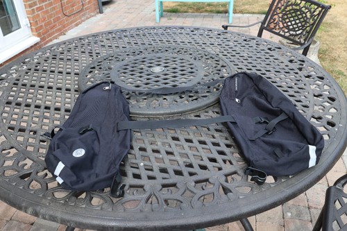 Pair ice trikes sidepod - of,