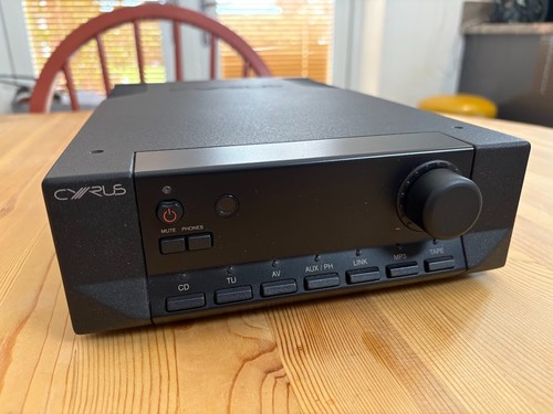 Cyrus 8vs2 integrated - cyrus,