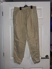 Ladies Size 12 Cuffed Cargo