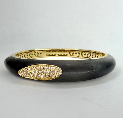 Roberto coin capri - plus, 18k
