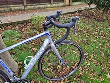 Giant defy 2 road bike. Medium. Tiagra groupset. Great 1st or Winter bike.