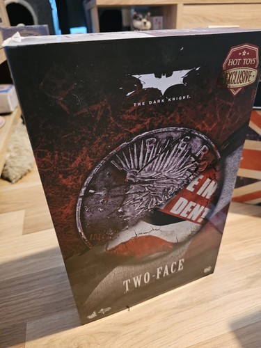 Hot toys mms546 the dark - hot,