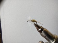 Mayfly Spinner Dry Fly Olive