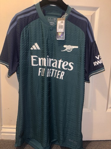Arsenal player issue 24 - arsenal, 23/24