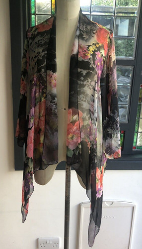 Medium drape waterfall - drape,