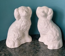 BESWICK OLD ENGLISH DOGS Model