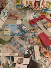 PLAYMOBIL PLUS Suburban House