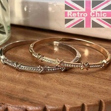 Fine Crystal X Cross Love Island Hugs Kisses XO BANGLE BRACELET Silver/Gold UK